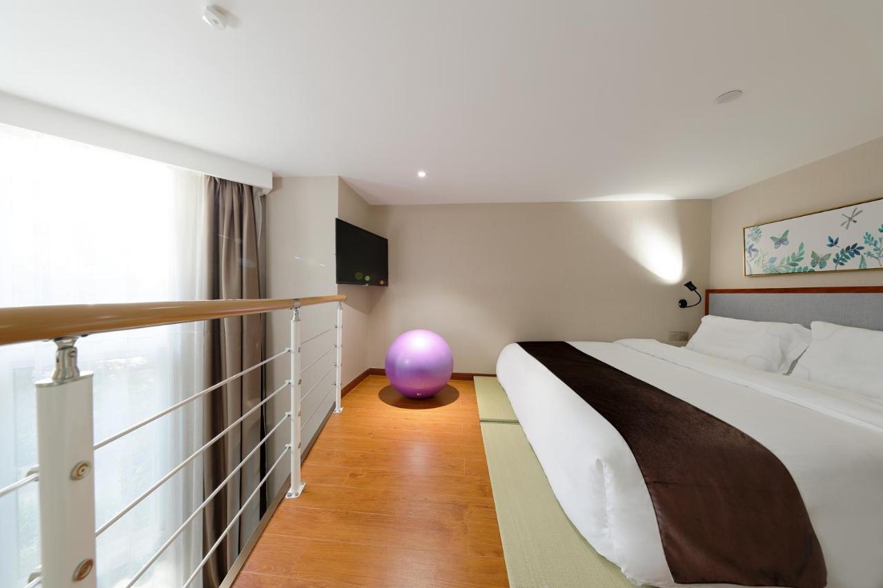 Mengguo Hotel 3*